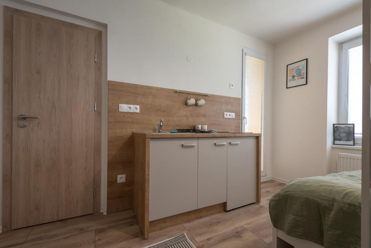 Symple Apartments Košice Buitenkant foto
