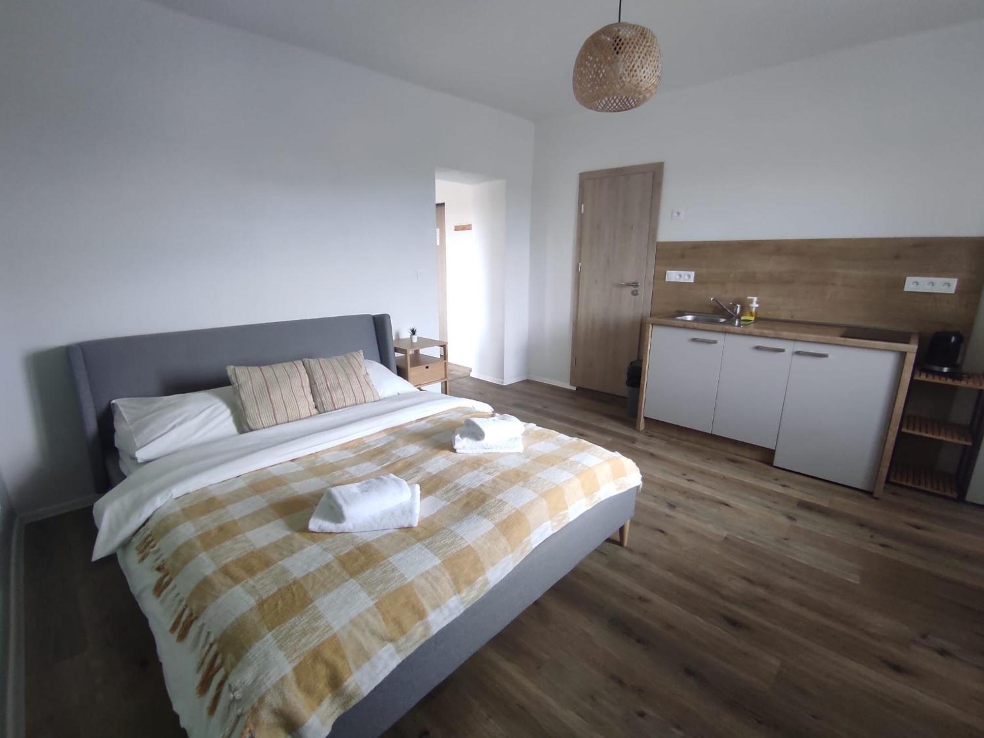 Symple Apartments Košice Buitenkant foto